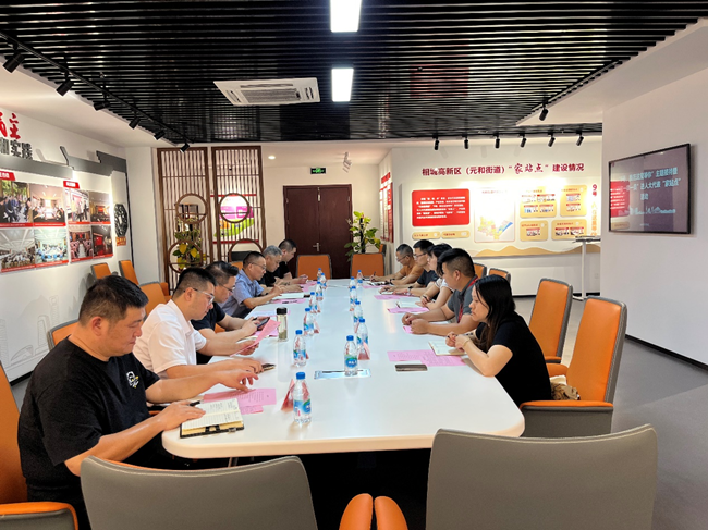 “三官一律一员”进“家站点”，听民声、解民忧.png