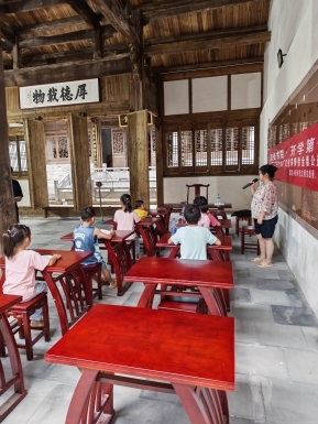 千年东佳书院开非遗武术公益班，藏武门传承与国学浸润点亮“开学第一课”