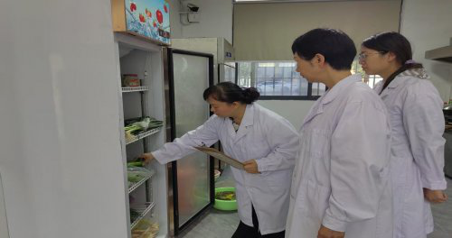 安全筑底 智慧提效 节约赋能 ——广西那坡烟草打造职工食堂“暖心窗口”