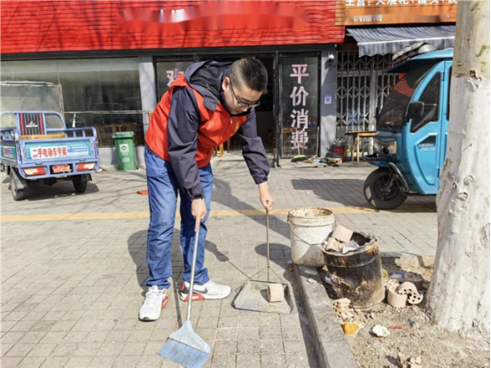 湖北潜江烟草：让每一次弯腰，都扣响街巷的和弦
