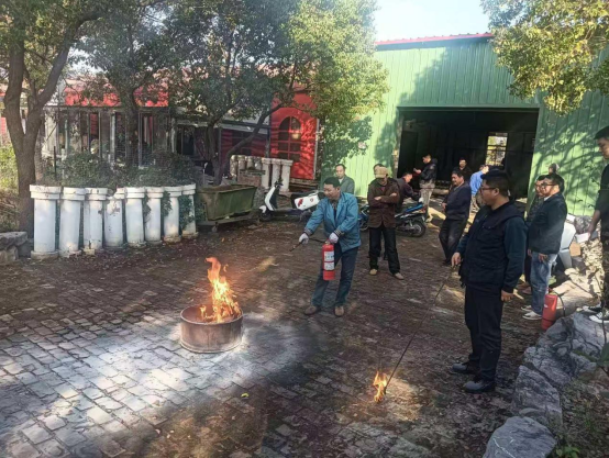 扬州槐南村筑牢小微企业消防安全“防火墙”