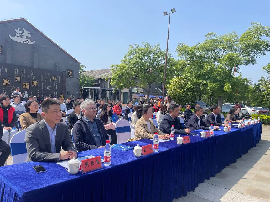 仪征市新城镇：江韵悠扬传美德 新风拂面续